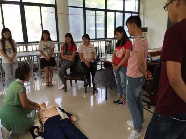 开学第一课——学急救.jpg