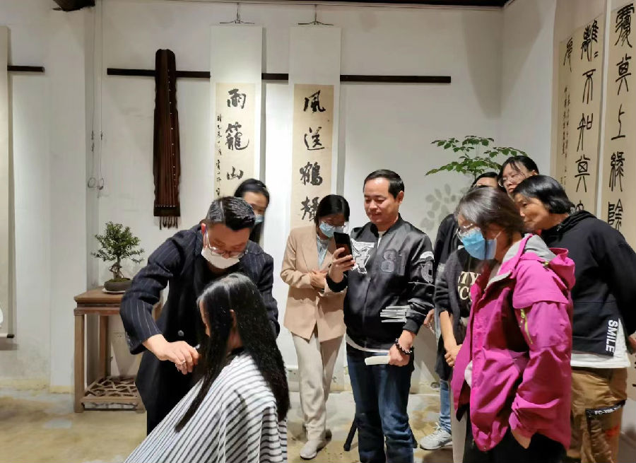 公益理发培训班 (4).jpg